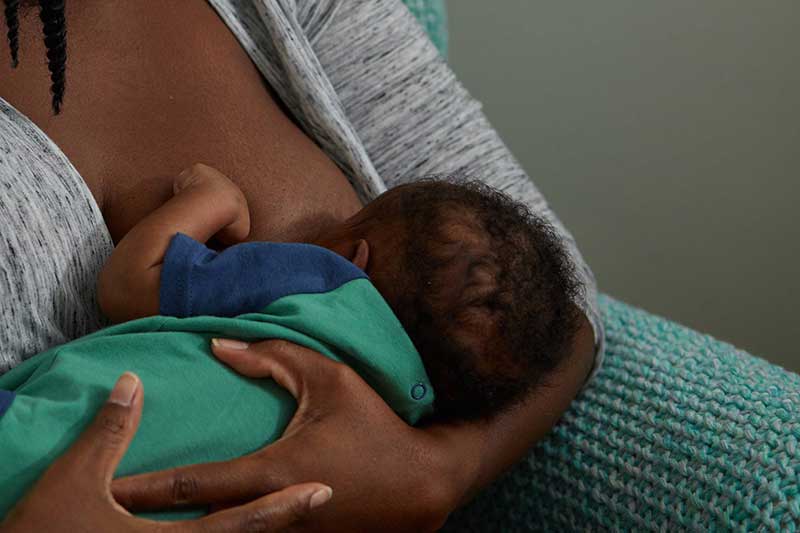 breastfeeding newborn